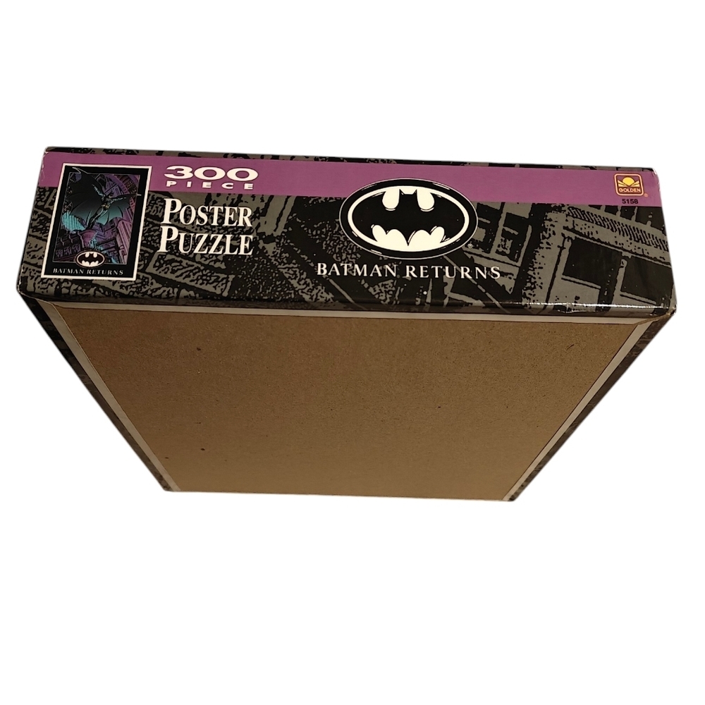 VINTAGE NWOT 1992 Batman Returns Series 300 Piece Jigsaw Poster Puzzle Golden - Picture 3 of 12
